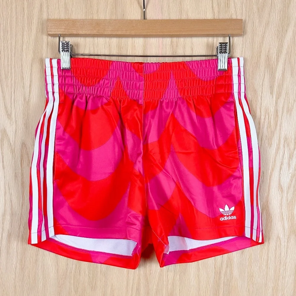 Adidas x Marimekko Shorts - Picture 5 of 12